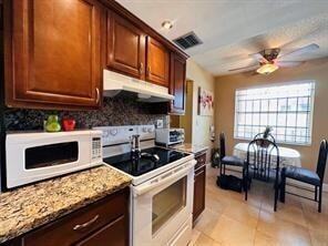 Foto del edificio - 3099 NW 48th Ave