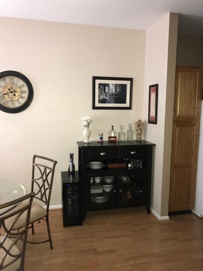 3 Sussex Ct Unit NA, Bedminster, NJ 07921 Condo for Rent in