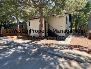 Building Photo - 510 Orchard Ave