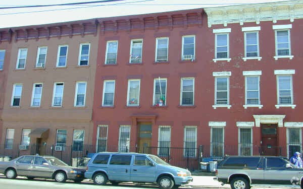 Primary Photo - 91 Central Ave
