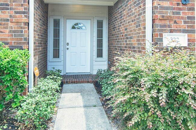 Foto del edificio - 322 Wild Bird Dr