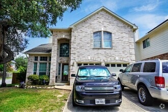 Building Photo - 525 Thurber Dr