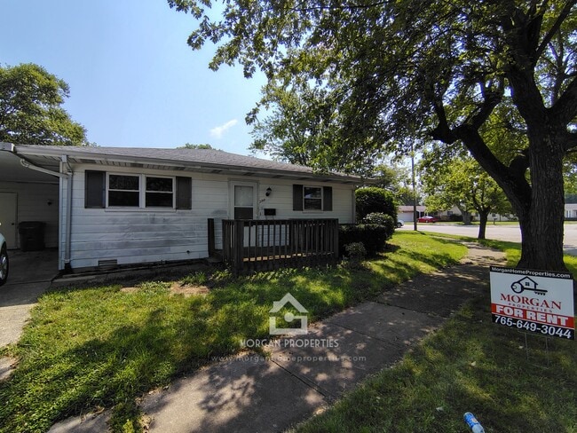 Building Photo - 2818 Greenview Ave