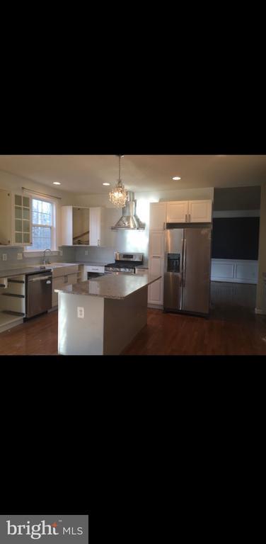 Foto del edificio - 8212 Calm Pond Ct