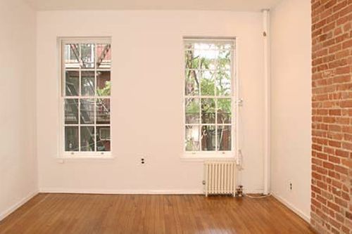 Building Photo - 415 E 72nd St