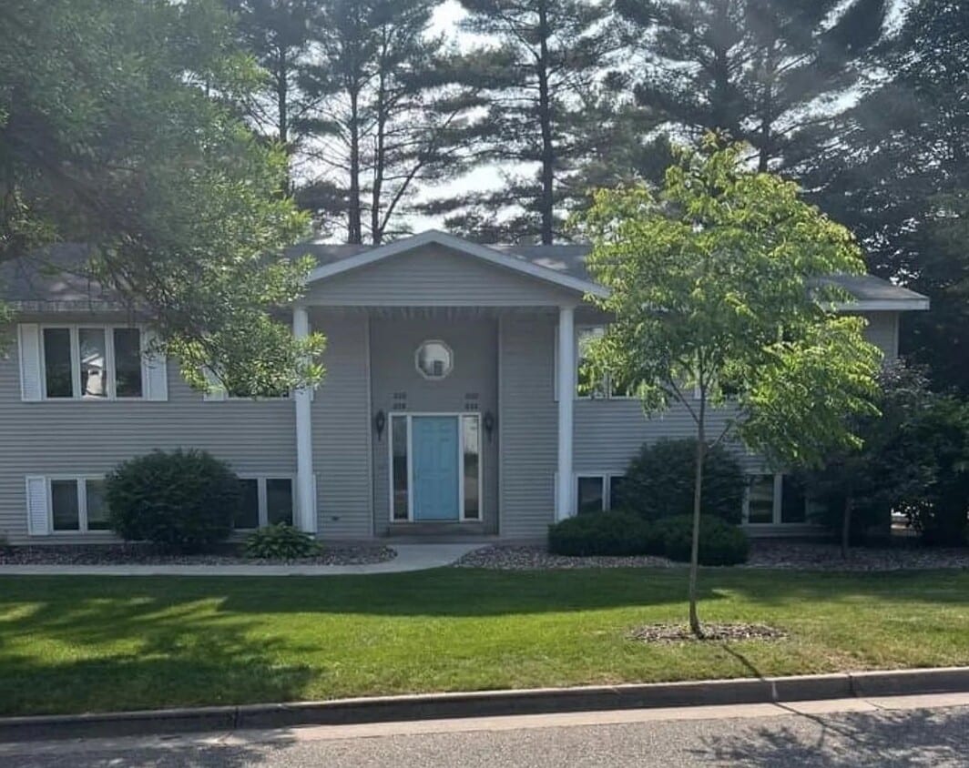 Primary Photo - 652-658 Butler Place