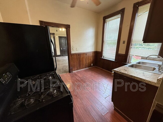 Building Photo - 2441 Dr. William Finlayson St