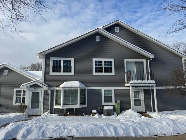 Building Photo - 460 N Lake Shore Dr