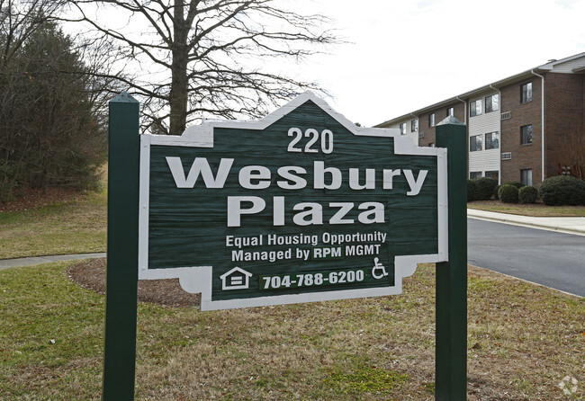 Building Photo - The Wesbury and Wesbury Plaza