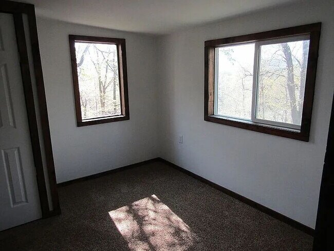 Foto del edificio - 195 Mountainview Dr