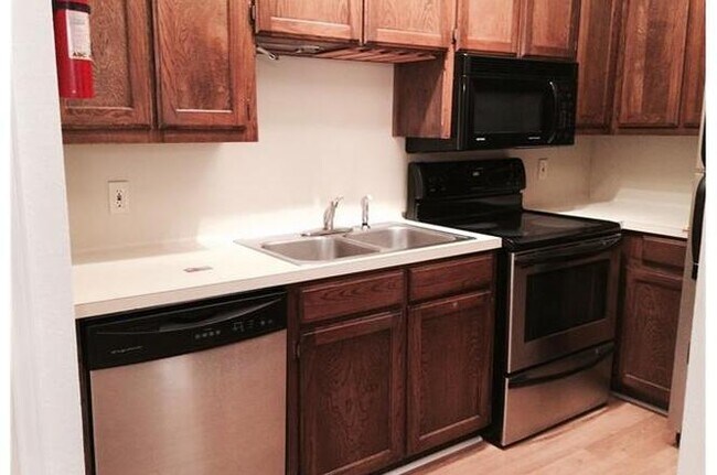 Foto del edificio - 2810 Nueces St