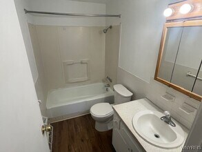 Building Photo - 341 Sundridge Dr