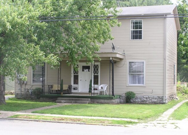 Building Photo - 412 Woodland Ave