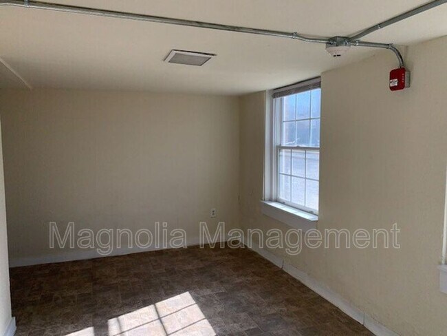 Foto del edificio - 514 N Beckford Dr