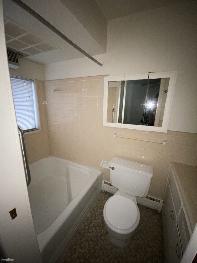 Foto del edificio - 3500 Bluehill St