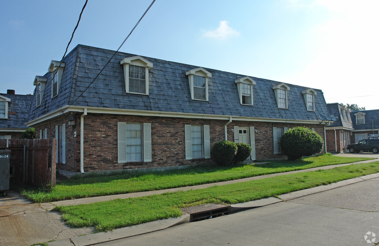 4775 Yale St, Metairie, LA 70006 Apartments in Metairie, LA