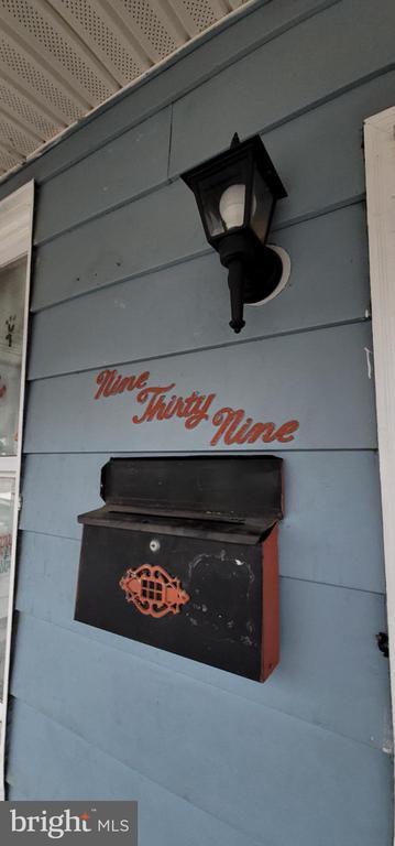 Foto del edificio - 939 W Pine St