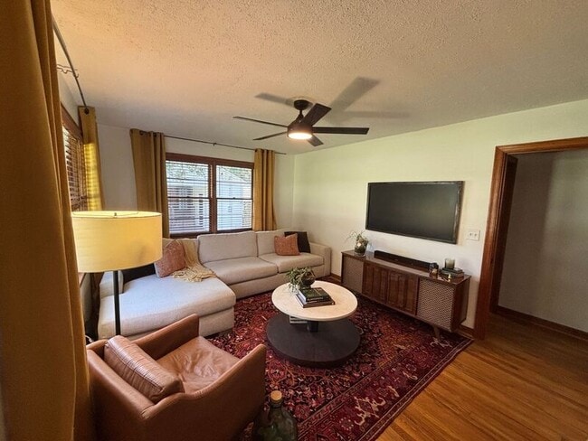 Photo - 2619 Church Creek Dr House