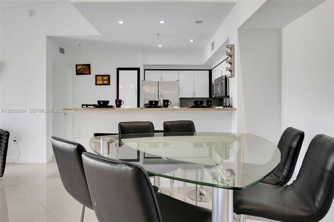 Foto del edificio - 2200 E Preserve Way