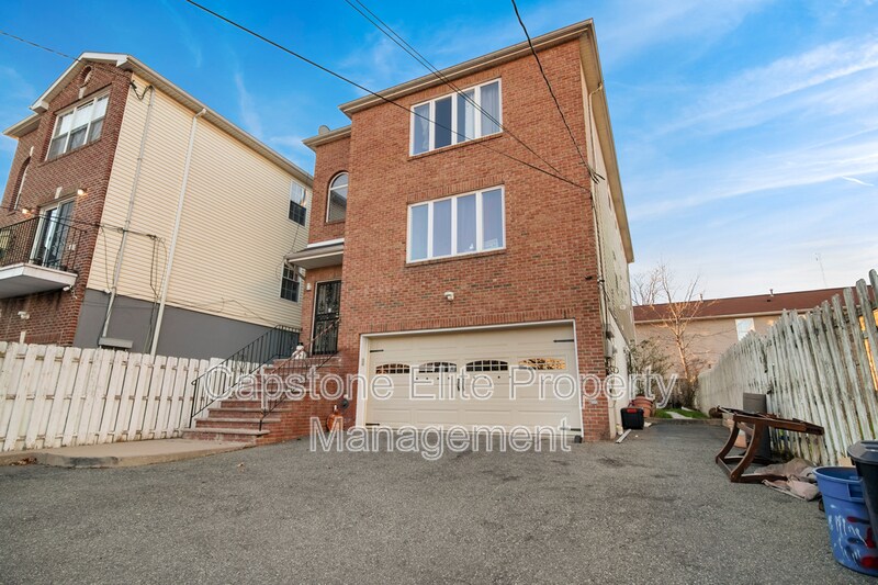Foto principal - 141-143-143 Norfolk St