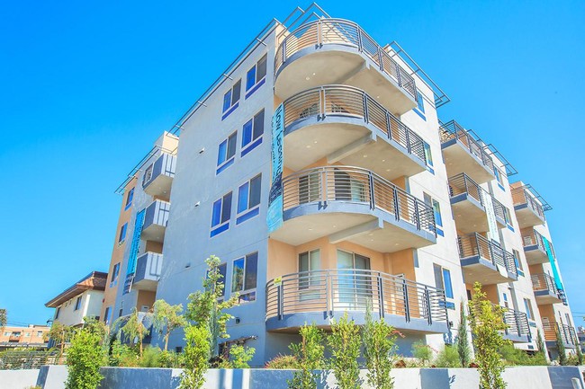 Building Photo - Serenity Apartments