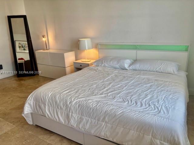 Building Photo - 100 Lincoln Rd