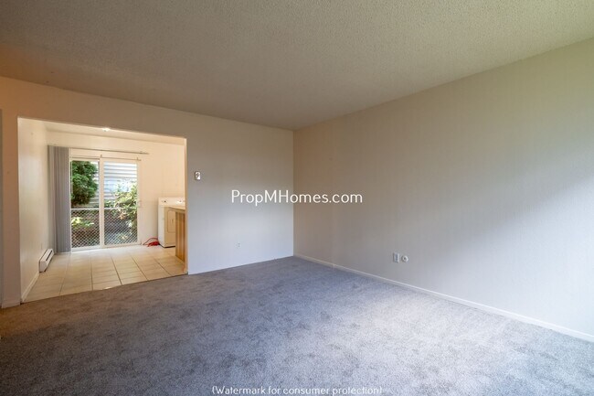 Foto del edificio - Great Two Bedroom Apartment In St. Johns N...