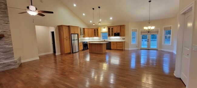 Building Photo - 343 Old Gait Dr