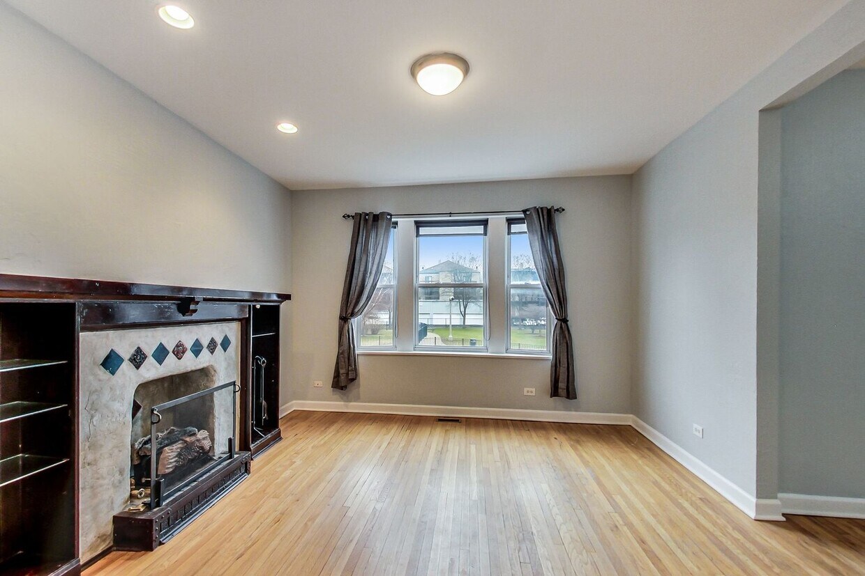 Foto principal - 849 W Leland Ave