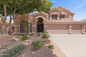Building Photo - 9750 E Gelding Dr