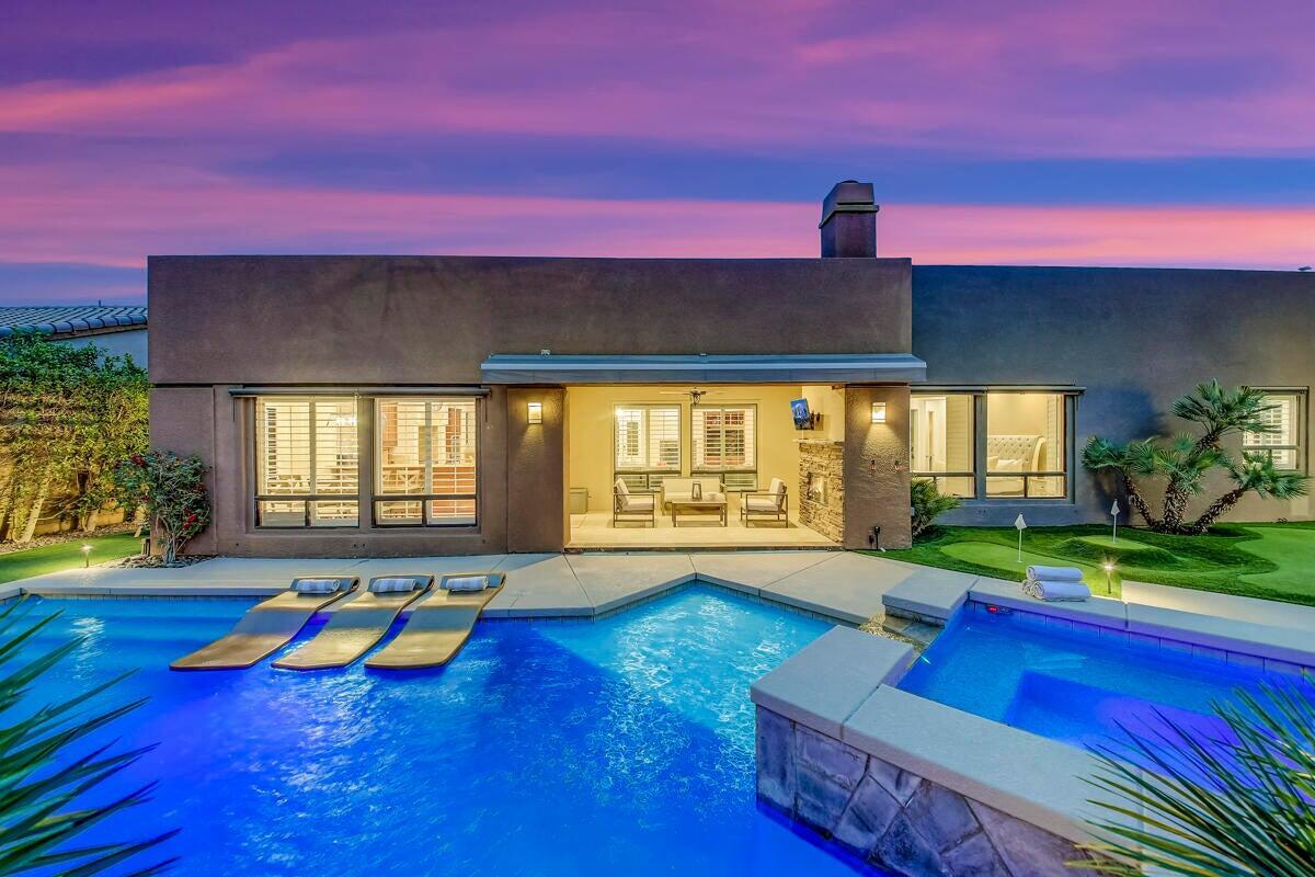 Foto principal - 48749 Renewal St