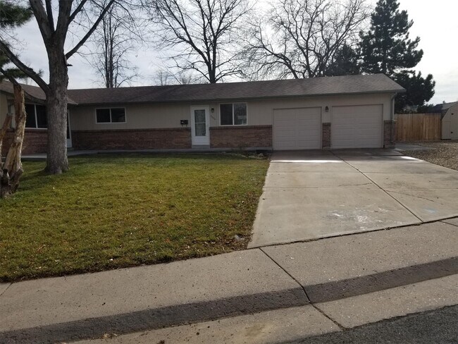 Building Photo - 3654 W 90th Pl