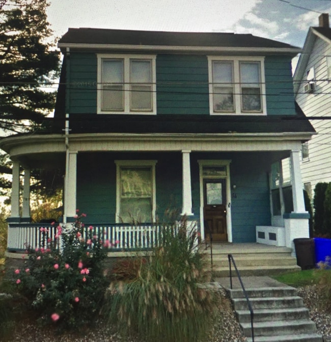 Building Photo - 56 S 18th St