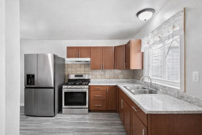 Foto del edificio - 2058 Mac Ct