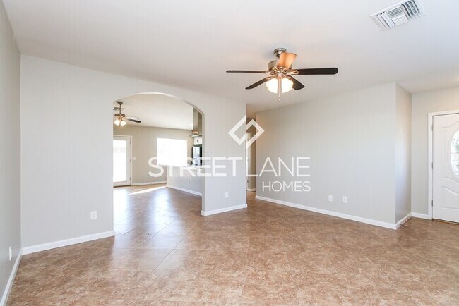 Foto del edificio - Charming 3 Bedroom in Chandler!