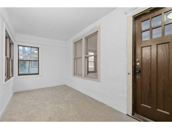 Building Photo - 1826 Franklin Ave SE