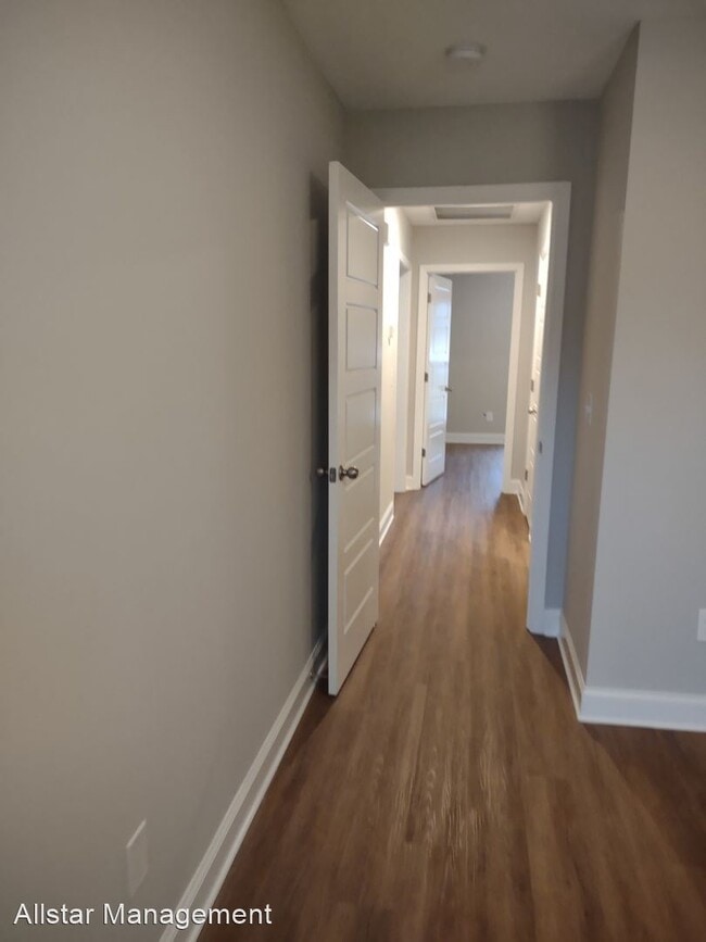Building Photo - 4 br, 3 bath House - 622 Westfield Drive