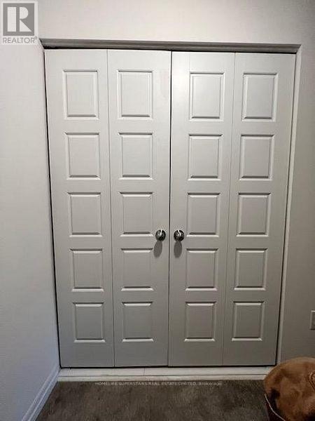 Building Photo - 221 Vivant St