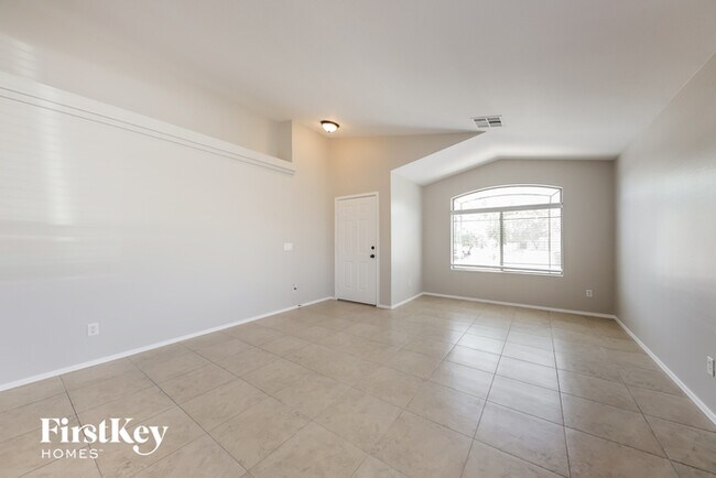 Building Photo - 10634 W Pima St