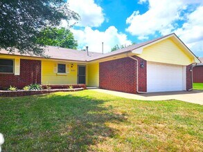 Building Photo - 6313 Westway