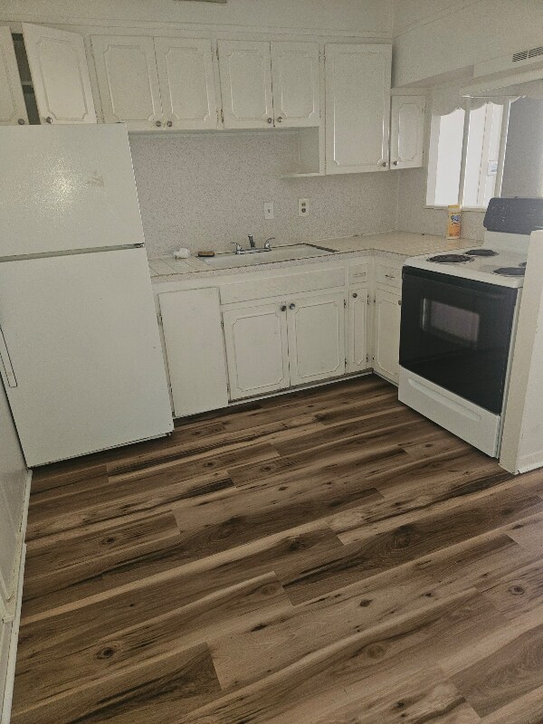 Foto del edificio - 414 E Avenue A