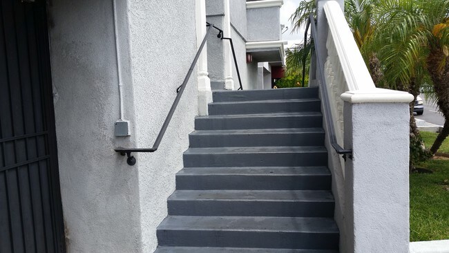 Foto del edificio - 13823 Sherman Way