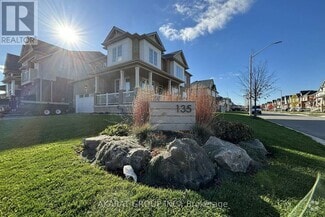 Building Photo - 135 Esther Cres