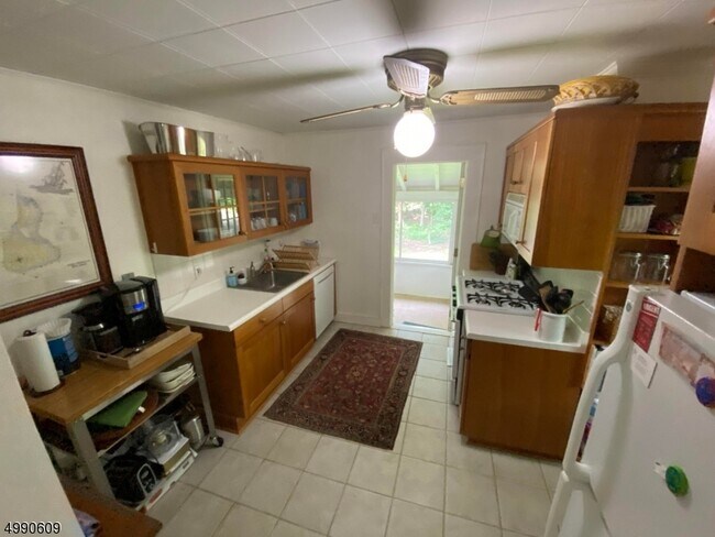 Building Photo - 22 Normandy Pkwy