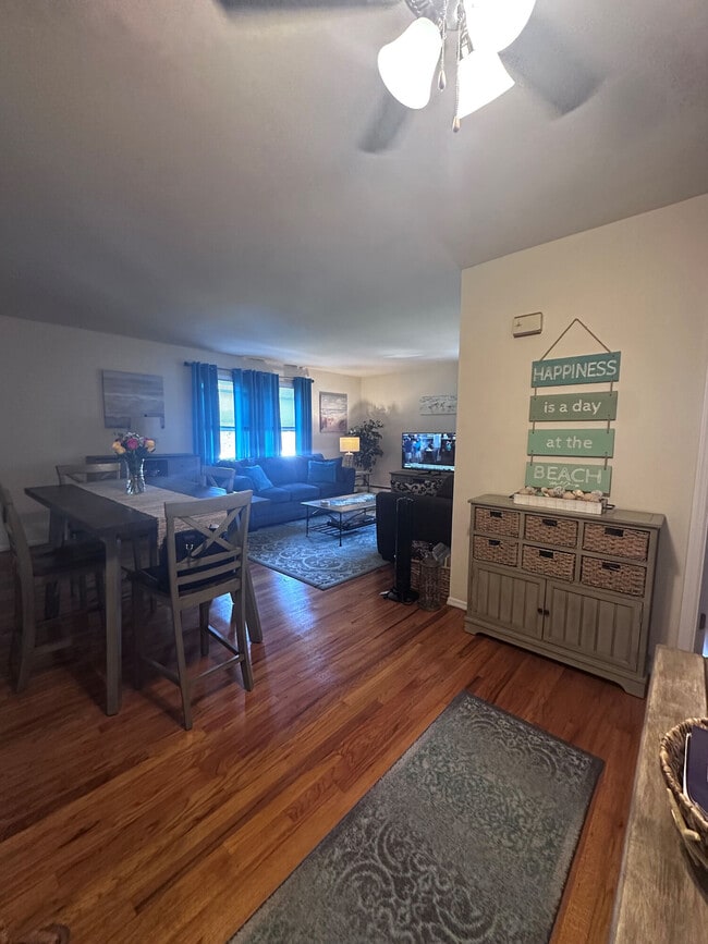 Building Photo - Waterway Apartments, LLC