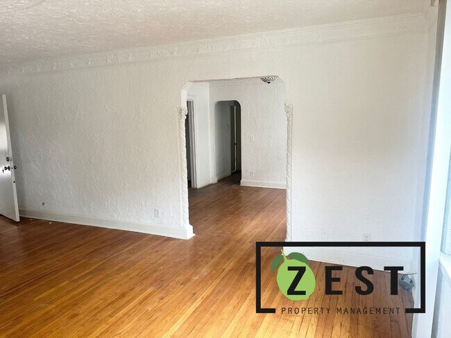 Foto del edificio - 17352 Roselawn St