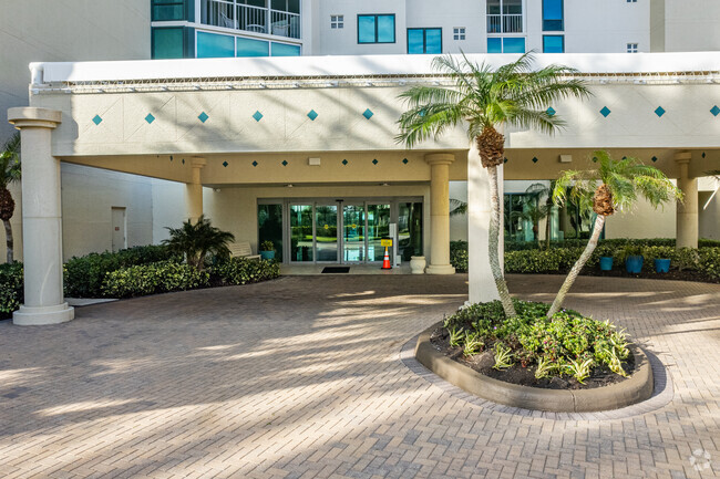 Entrance - Le Ciel Park Tower