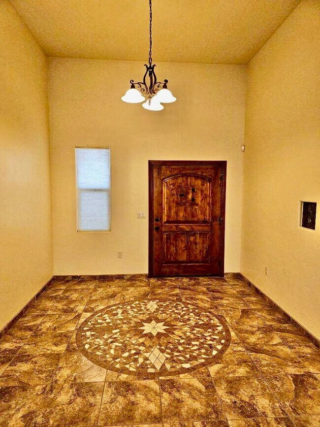 Building Photo - 2184 Sedona Hills Pkwy - Luxurious Custom ...