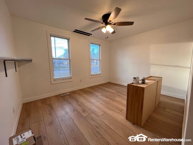 Foto del edificio - 905 SE 9th St