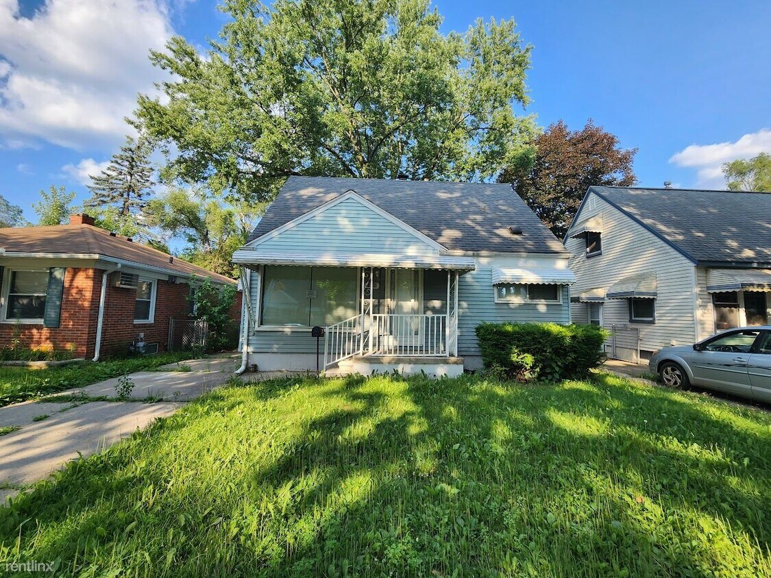 3 br, 1 bath House 18698 Garfield House Rental in Redford Charter Township, MI